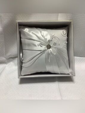 Lillian Rose White Jeweled Rhinestone Wedding Ring Pillow